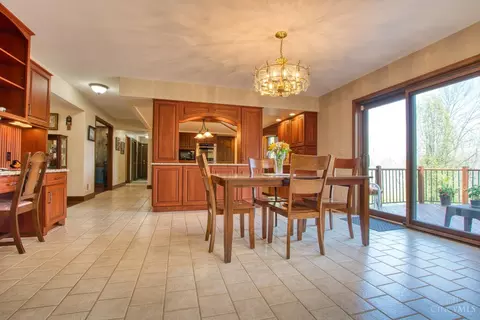 Dining - 6172 W Fork Rd, Cincinnati, OH 45247 photo 4 of 4