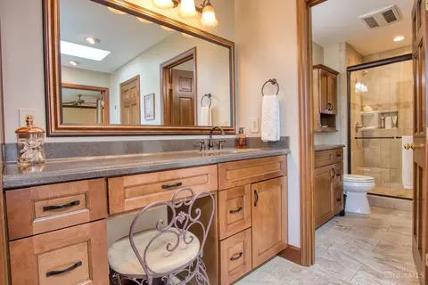 Bath - 6172 W Fork Rd, Cincinnati, OH 45247 photo 4 of 6
