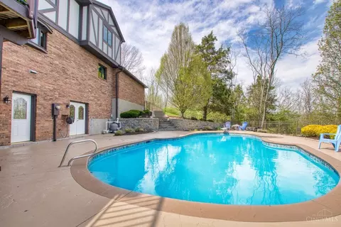 Exterior - 6172 W Fork Rd, Cincinnati, OH 45247 photo 8 of 14