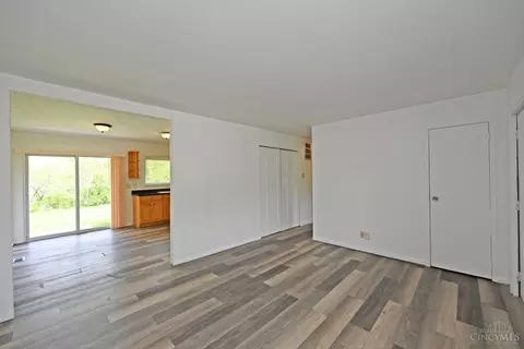 Living - 2418 Impala Dr, Cincinnati, OH 45231 photo 2 of 3