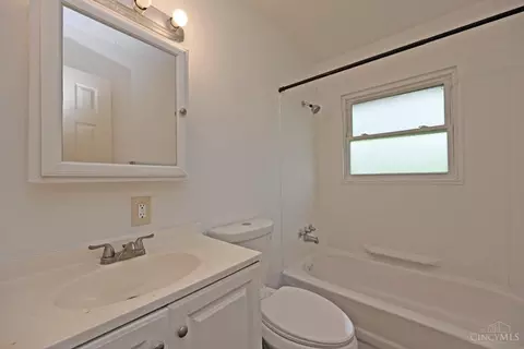 Bath - 2418 Impala Dr, Cincinnati, OH 45231 photo 1 of 1