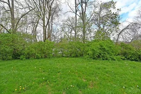 Exterior - 2418 Impala Dr, Cincinnati, OH 45231 photo 6 of 6