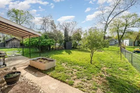 Exterior - 8524 Plainfield Rd, Cincinnati, OH 45236 photo 6 of 8