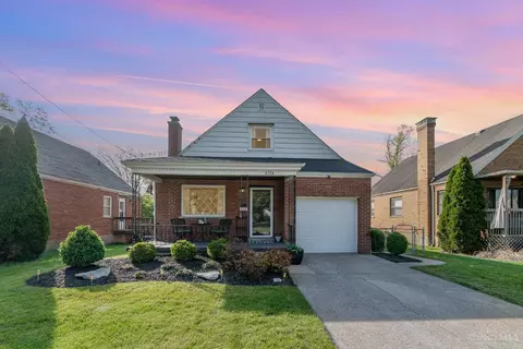 8524 Plainfield Rd, Cincinnati, OH 45236