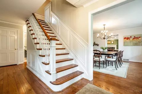Entry Way - 6906 Miami Bluff Dr, Mariemont, OH 45227 photo 1 of 4