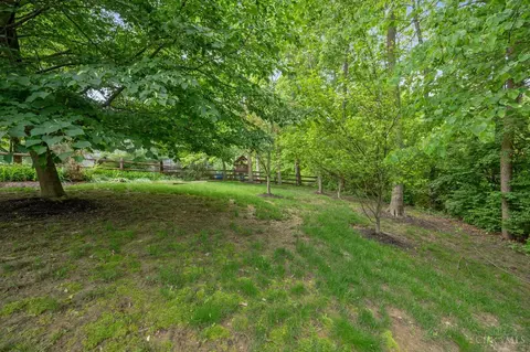 4175 Fallcrest Dr, Batavia, OH 45103 photo 39