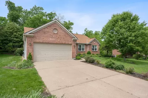 4175 Fallcrest Dr, Batavia, OH 45103 photo 2