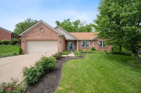 4175 Fallcrest Dr, Batavia, OH 45103