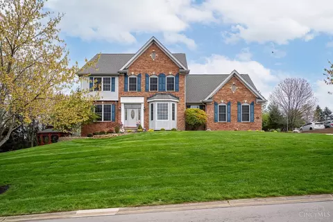 910 Winged Foot Way, Cincinnati, OH 45245