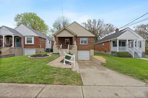 6702 Plainfield Rd, Silverton, OH 45236 photo 3