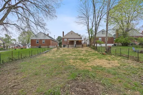 6702 Plainfield Rd, Silverton, OH 45236 photo 38