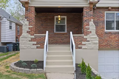 6702 Plainfield Rd, Silverton, OH 45236 photo 5