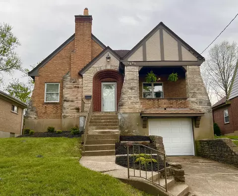 5121 Leona Dr, Cincinnati, OH 45238