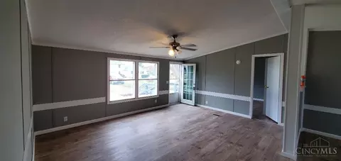231 Middle St, Russellville, OH 45168
