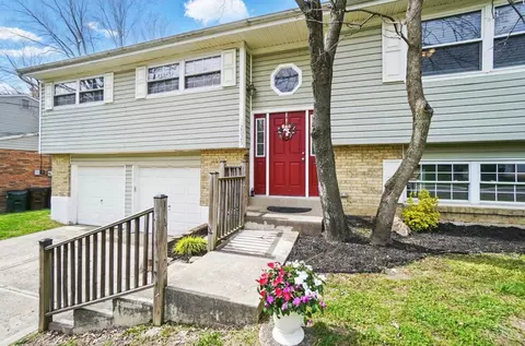 12029 Elkwood Dr, Cincinnati, OH 45240