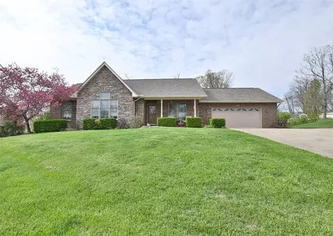 139 Shady Ln, Lawrenceburg, IN 47025