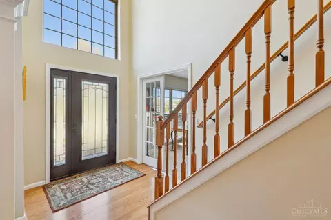 7332 Wethersfield Dr, Hamilton Township, OH 45039 photo 3