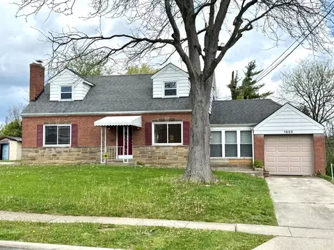 1520 Clovernoll Dr, Cincinnati, OH 45231