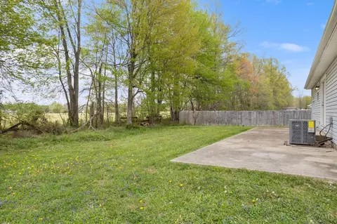 Exterior - 90 Harmony Ln, Georgetown, OH 45121 photo 5 of 7