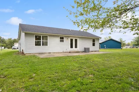 Exterior - 90 Harmony Ln, Georgetown, OH 45121 photo 6 of 7