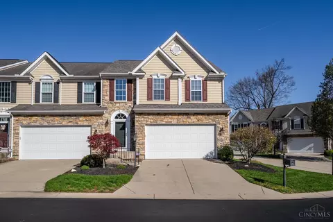 171 Fox Hills Ln, North Bend, OH 45052