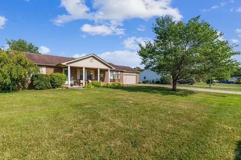 65 Douglas Cir, Georgetown, OH 45121 photo 2