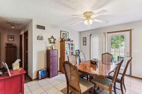 65 Douglas Cir, Georgetown, OH 45121 photo 8
