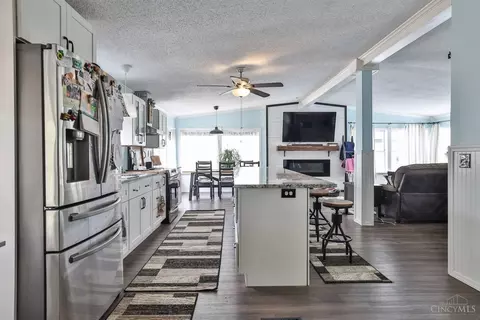 Kitchen - 9315 West Rd, Cleves, OH 45002 photo 4 of 4