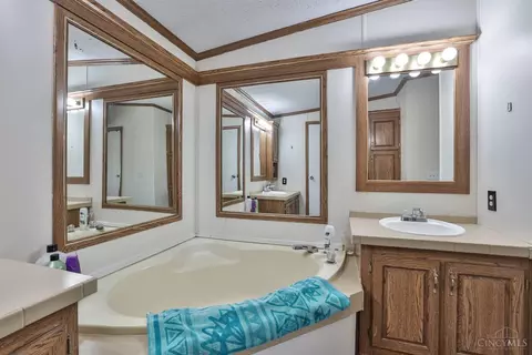 Bath - 9315 West Rd, Cleves, OH 45002 photo 2 of 3