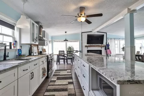 Kitchen - 9315 West Rd, Cleves, OH 45002 photo 2 of 4