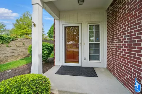 2436 Buddleia Ct, Cincinnati, OH 45239 photo 4