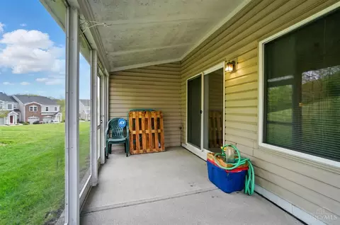 2436 Buddleia Ct, Cincinnati, OH 45239 photo 8