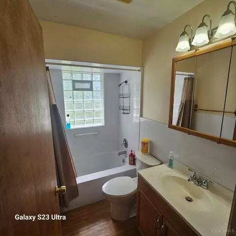 Bath - 10592 Mill Rd, Cincinnati, OH 45240 photo 1 of 1