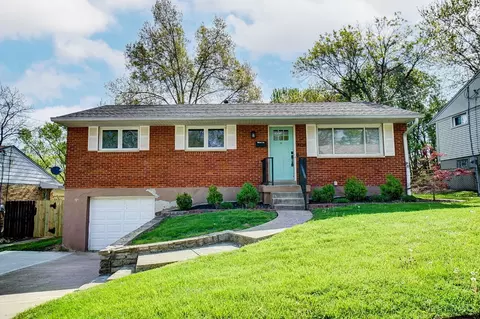 3938 Ridgecombe Dr, Cincinnati, OH 45248