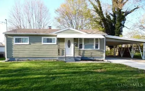 5270 Southview Dr, Fairfield, OH 45014