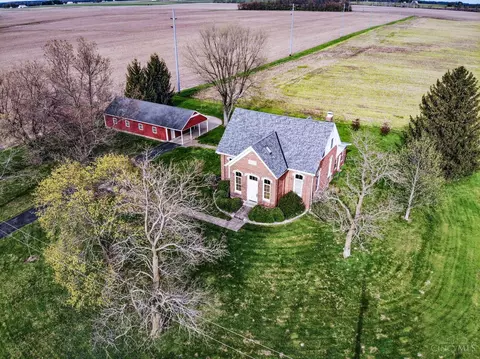 6588 Taylor Rd, College Corner, OH 45003