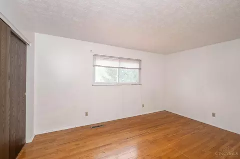 10280 Claxton Trl, Evendale, OH 45241 photo 19
