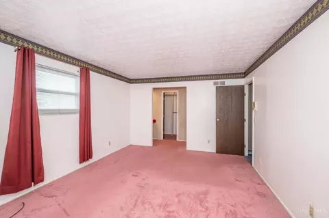 10280 Claxton Trl, Evendale, OH 45241 photo 15