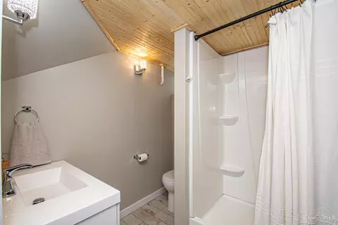 Bath - 1300 Central Park Ave, Kettering, OH 45409 photo 4 of 4