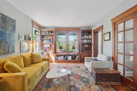 Living - 3113 Gloss Ave, Cincinnati, OH 45213 photo 2 of 7