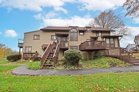 118 St Andrews Dr, Cincinnati, OH 45245