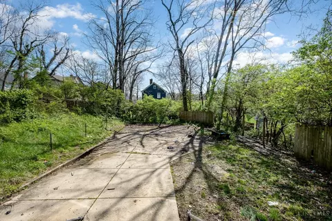 Exterior - 3508 Bevis Ave, Cincinnati, OH 45207 photo 4 of 4