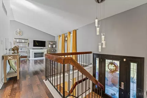 2874 Cyclorama Dr, Cincinnati, OH 45211 photo 4