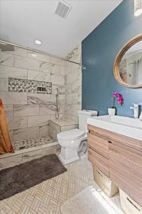 2874 Cyclorama Dr, Cincinnati, OH 45211 photo 17
