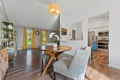 2874 Cyclorama Dr, Cincinnati, OH 45211 photo 8