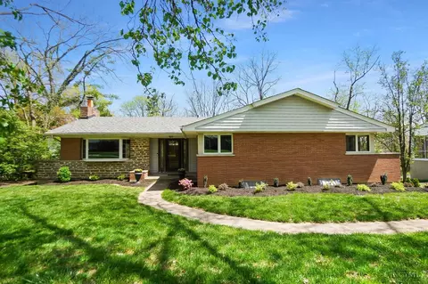 228 Poage Farm Rd, Wyoming, OH 45215