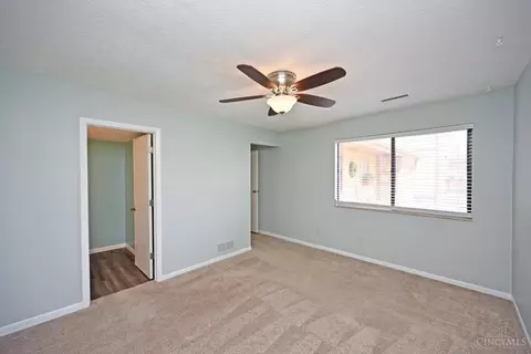 Bedroom - 335 Walnut Ln, Mason, OH 45040 photo 3 of 5
