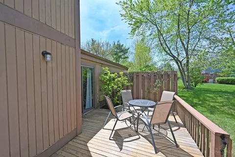 Exterior - 335 Walnut Ln, Mason, OH 45040 photo 6 of 15