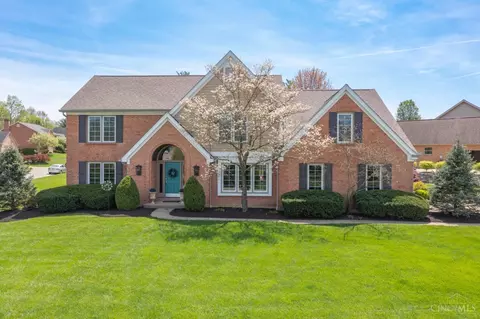 7966 Woodglen Dr, West Chester, OH 45069