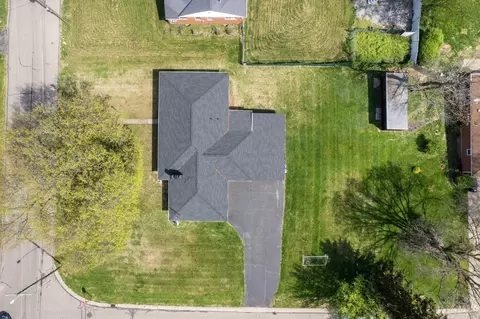 View/Area - 8720 Woodview Dr, Cincinnati, OH 45231 photo 1 of 1